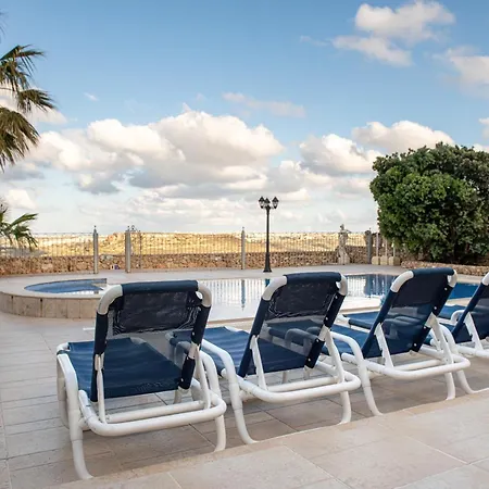 Ta Perelli * Zebbug (Gozo)