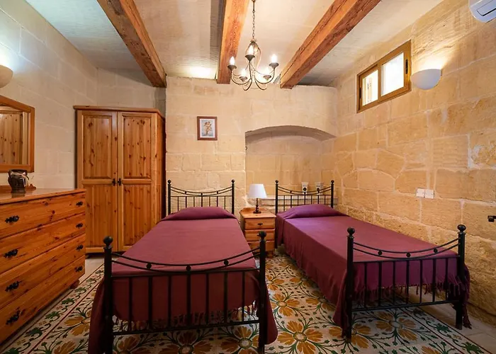 Ta Perelli * Zebbug (Gozo)